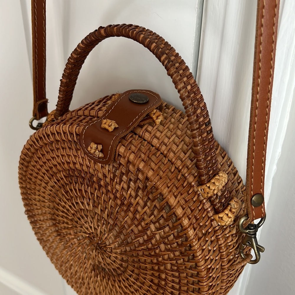 Woven Wicker Crossbody Purse Sustainable Hippie Folk Summer Bag - Picture 2 of 6